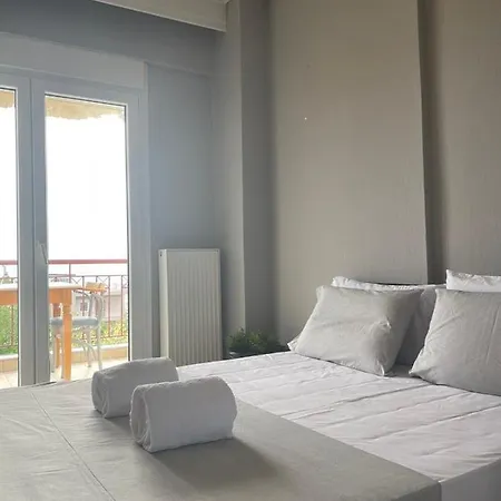 Lighthouze87 * Néa Mihanióna